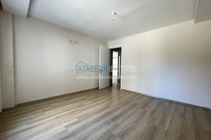 Приобрести Дуплекс 5+1 с чистовой отделкой в 50 метрах от моря район Акдениз-Мерсин 9 