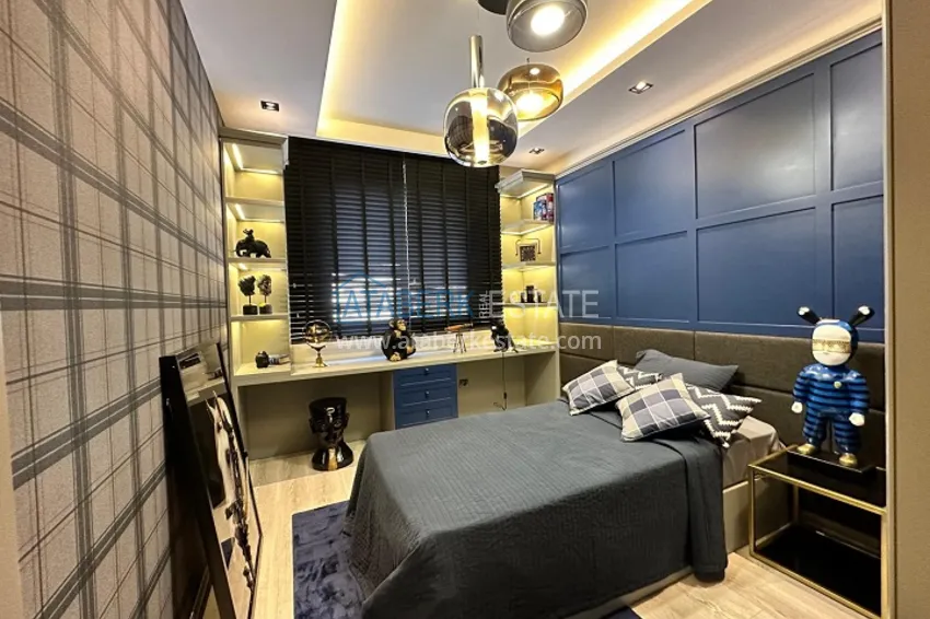 Приобрести Квартира 5+1 в жилом комплексе на стадии строительства Мезитли-Мерсин 8 