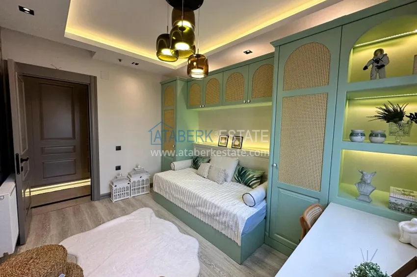 Приобрести Квартира 5+1 в жилом комплексе на стадии строительства Мезитли-Мерсин 10 