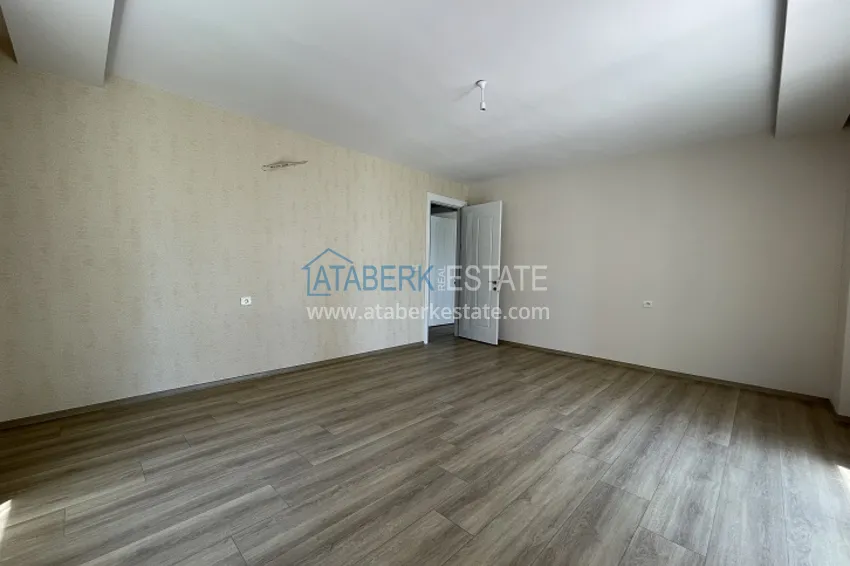 Приобрести Дуплекс 5+1 с чистовой отделкой в 50 метрах от моря район Акдениз-Мерсин 15 