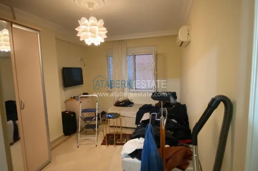 Приобрести Трехкомнатная квартира с мебелью в 100 метрах от моря – Алания, район Тосмур 13 