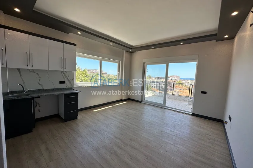 Приобрести Квартиры с чистовой отделкой напрямую от застройщика в районе Оба, Алания 3 