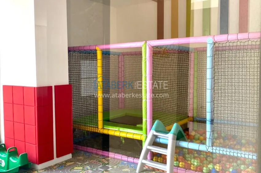 Квартиры и пентхаусы в районе Махмутлар в роскошном комплексе сегмента класса- люкс 17 