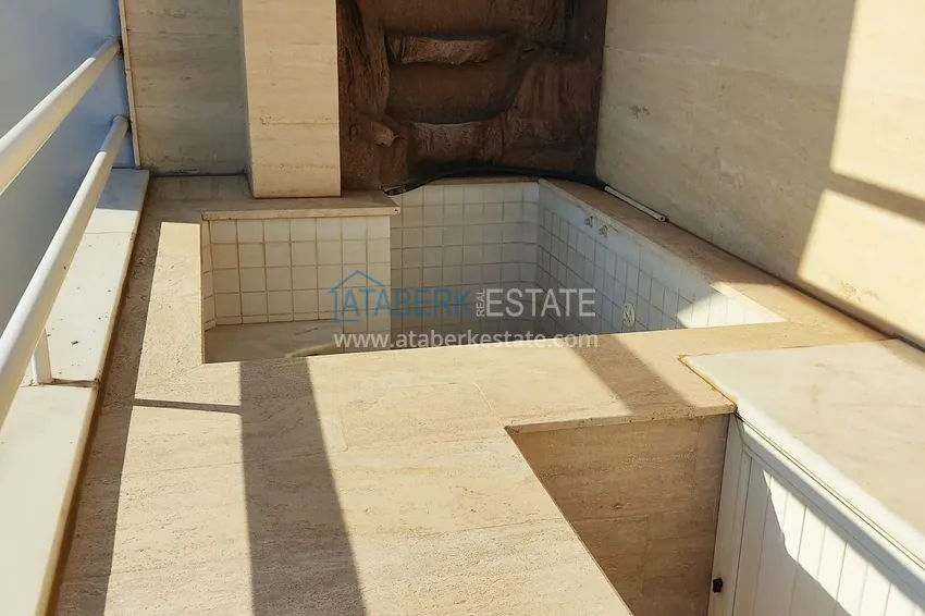 Приобрести Пентхаус-дуплекс 4+1 меблированный с видом на море, горы и историческую крепость, центр Алании 18 