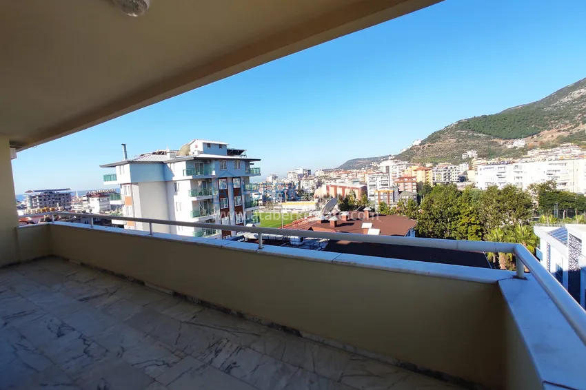 Приобрести Пентхаус-дуплекс 4+1 меблированный с видом на море, горы и историческую крепость, центр Алании 19 