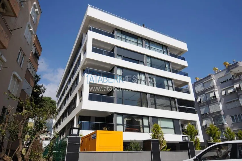 Недвижимость под ВНЖ. Трехкомнатная квартира с видом на горы в молодой резиденции в 50 метрах от моря - центр Алании  1 