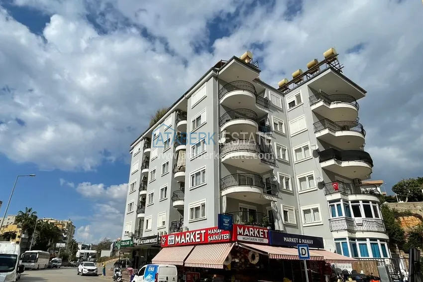 Трехкомнатная квартира с мебелью в 100 метрах от моря – Алания, район Тосмур 1 