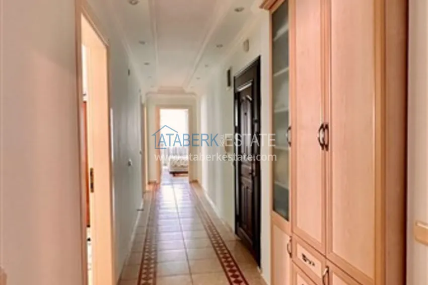 Приобрести Квартира 3+1 с мебелью в жилом комплексе с минимальной инфраструктурой, центр Алании 1 