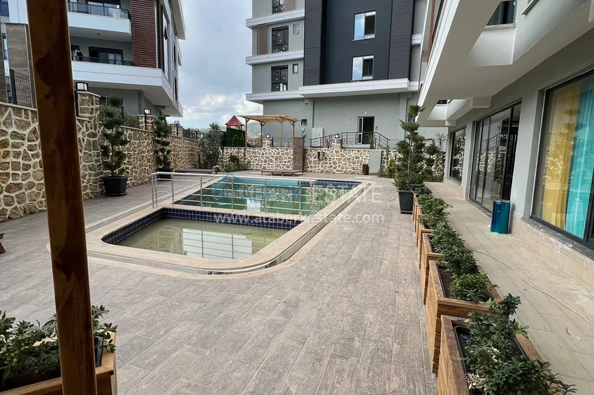 Квартира 1+1 с мебелью в районе, открытом для ВНЖ – Оба, Алания 4 