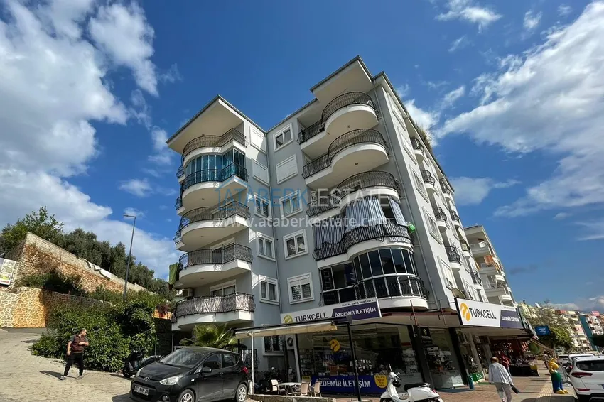 Трехкомнатная квартира с мебелью в 100 метрах от моря – Алания, район Тосмур 2 