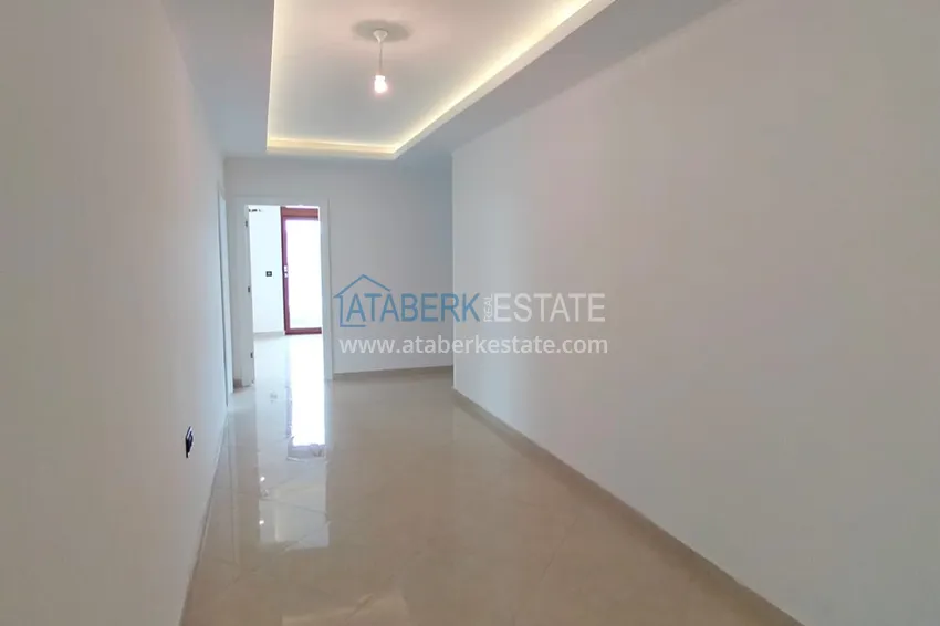 Приобрести Невероятно просторные линейные апартаменты 4+2 в центре Алании в 500 метрах от моря 2 