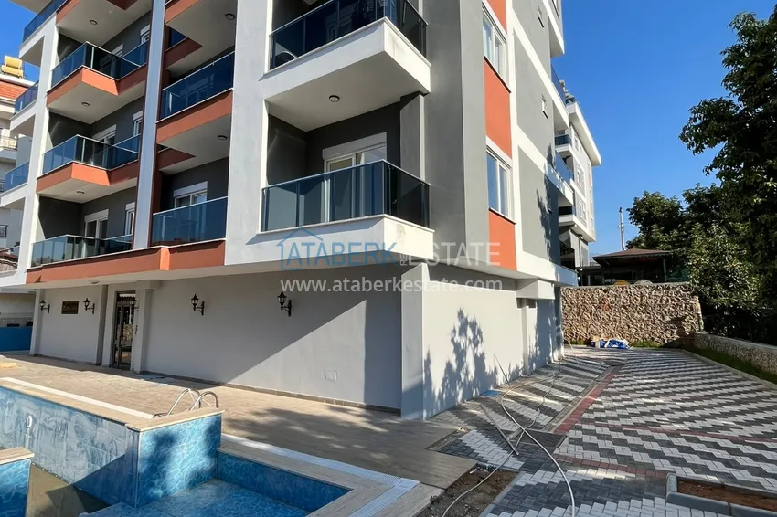 Пентхаус-дуплекс 3+1 с мебелью в европейском малоэтажном районе Алании, Оба 3 