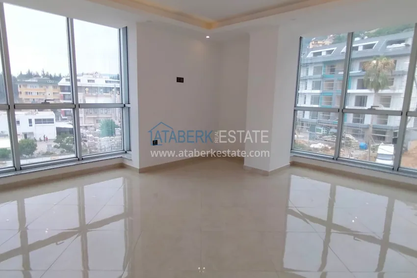 Приобрести Невероятно просторные линейные апартаменты 4+2 в центре Алании в 500 метрах от моря 5 