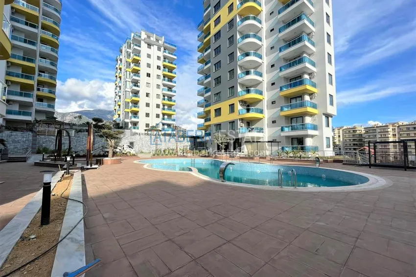 Квартира в Махмутларе от собственника двухкомнатная с мебелью в 200 мерах от моря 3