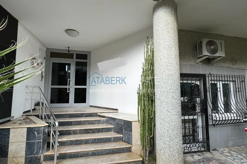 Двухкомнатная меблированная квартира рядом с морем в европейском районе - Оба 3