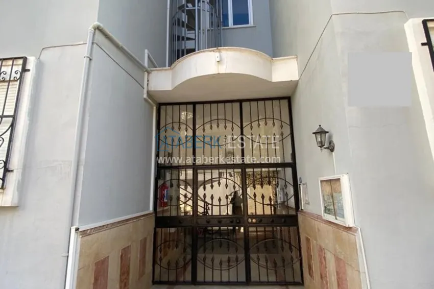 Трехкомнатная квартира с мебелью в 100 метрах от моря – Алания, район Тосмур 4 