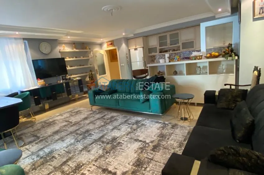 Приобрести Трехкомнатная квартира с мебелью в 100 метрах от моря – Алания, район Тосмур 5 