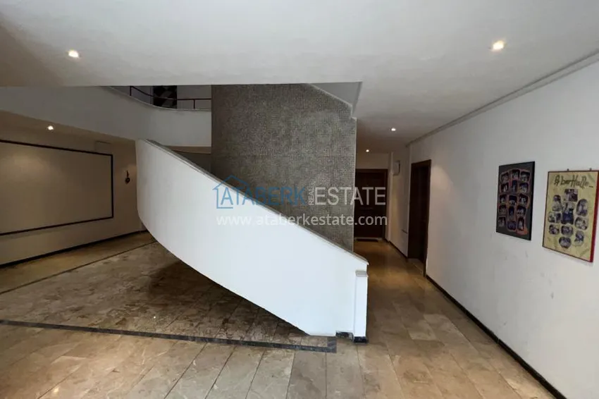 Двухкомнатная меблированная квартира рядом с морем в европейском районе - Оба 4