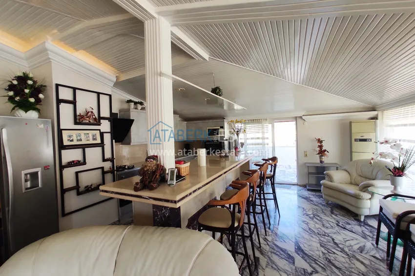 Приобрести Пентхаус-дуплекс 4+1 меблированный с видом на море, горы и историческую крепость, центр Алании 6 