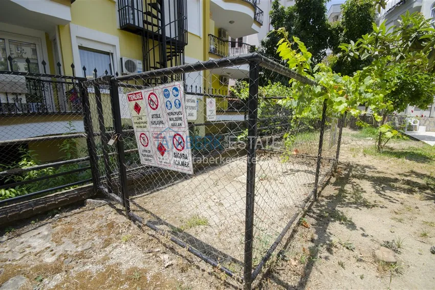 Квартира 3+1 с мебелью в жилом комплексе с минимальной инфраструктурой, центр Алании 11 