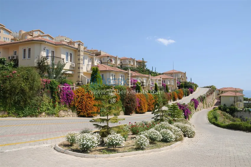 Видовая двухэтажная вилла с роскошной мебелью и видом на море, район Махмутлар – Алания 4