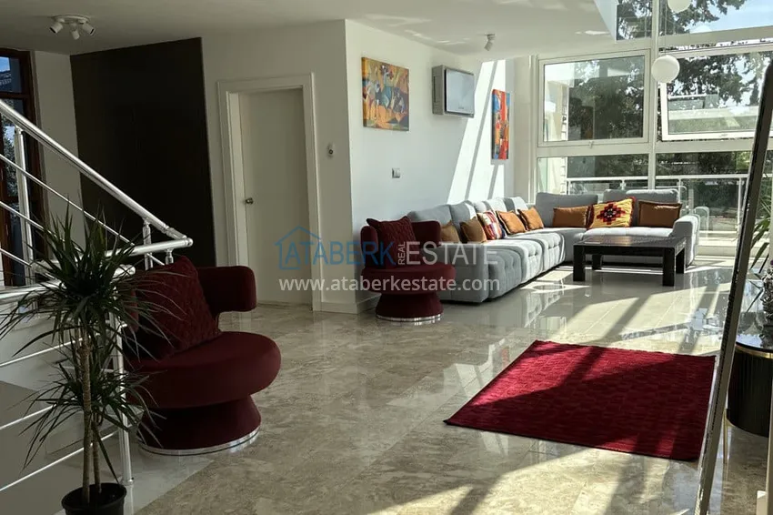 Приобрести Впечатляющий 4-этажный коттедж «под ключ» от собственника в Кемере 1 