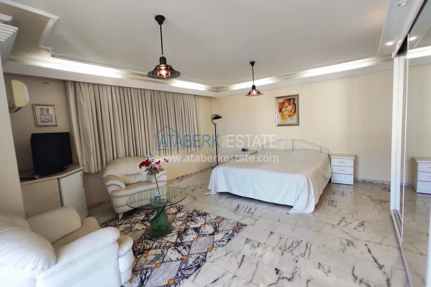 Приобрести Пентхаус-дуплекс 4+1 меблированный с видом на море, горы и историческую крепость, центр Алании 8 