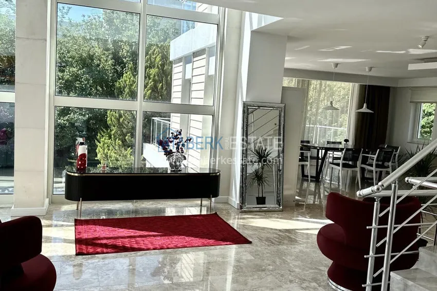 Приобрести Впечатляющий 4-этажный коттедж «под ключ» от собственника в Кемере 2 