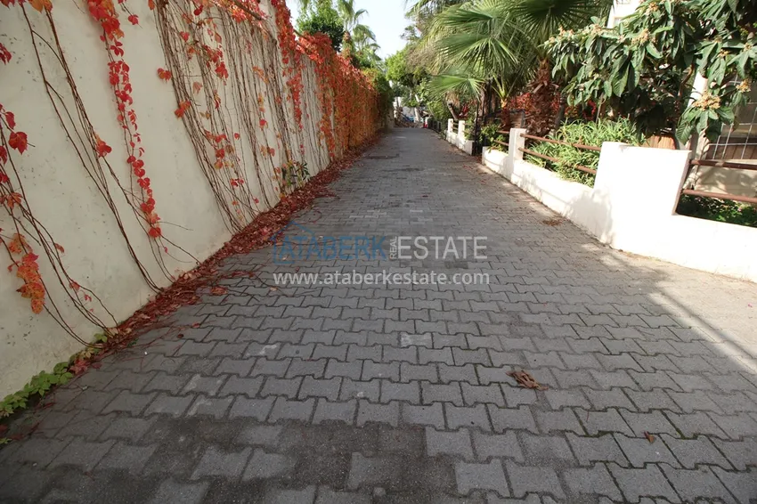 Двухкомнатная квартира с мебелью и видом на море в комплексе на первой береговой, район Тосмур – Алания  13 