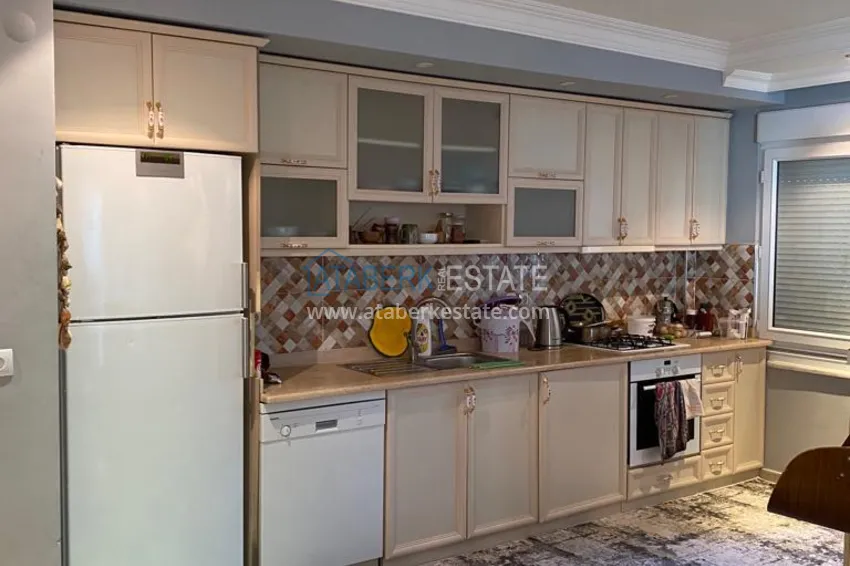 Приобрести Трехкомнатная квартира с мебелью в 100 метрах от моря – Алания, район Тосмур 9 