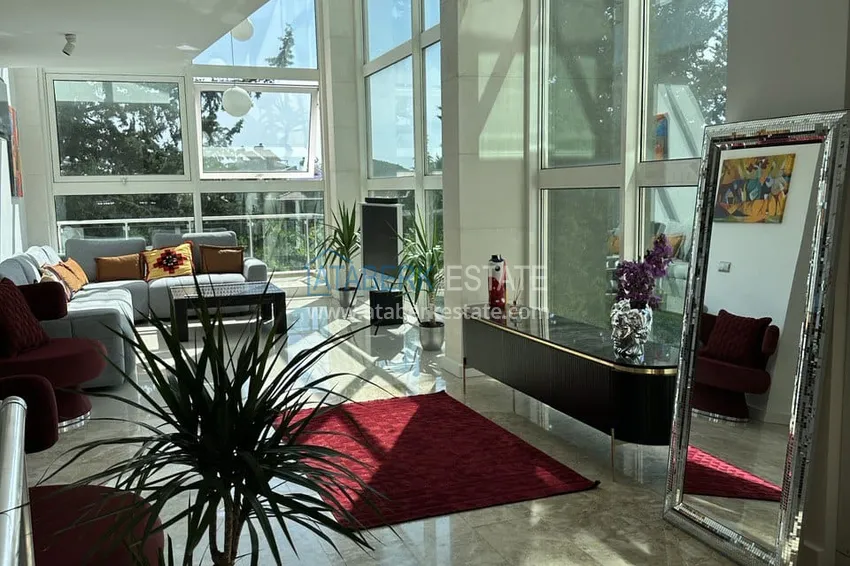 Приобрести Впечатляющий 4-этажный коттедж «под ключ» от собственника в Кемере 3 