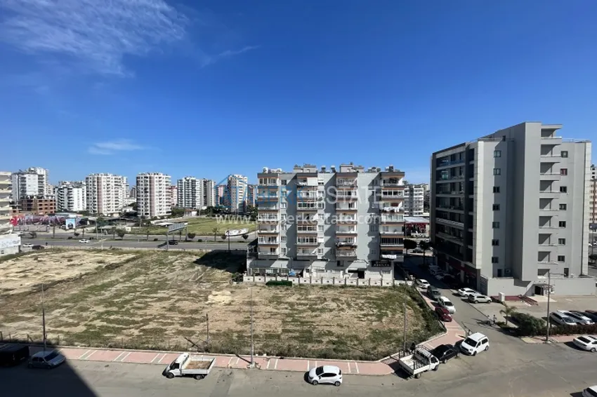 Городская квартира 2+1 в молодом жилом комплексе в центре района Мезитли-Мерсин 5 