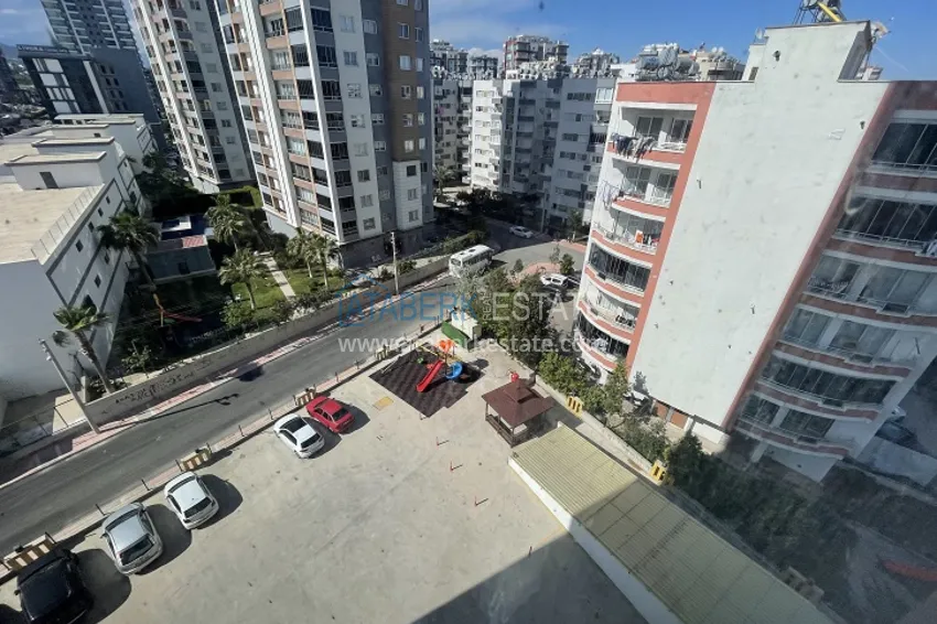 Городская квартира 2+1 в молодом жилом комплексе в центре района Мезитли-Мерсин 6 