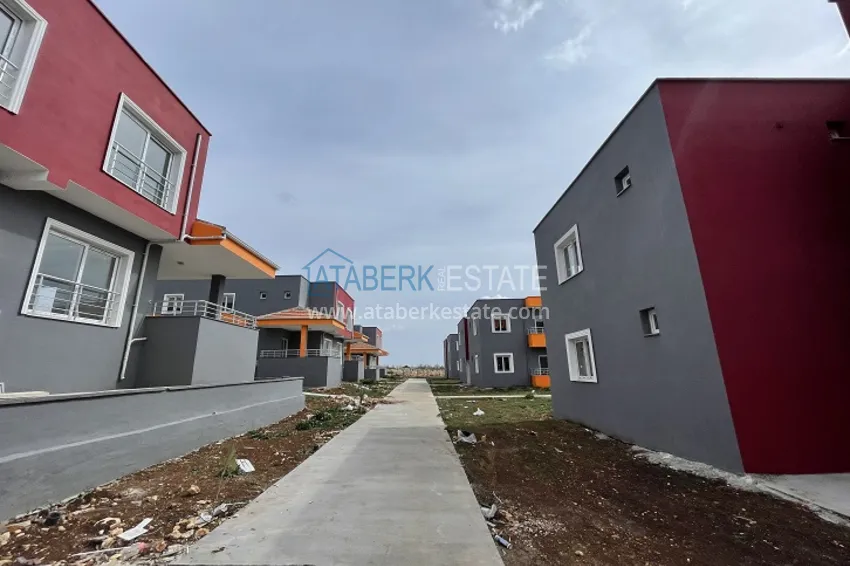 Квартира 2+1 в новом малоэтажном жилом комплексе район Силифке-Мерсин 2 