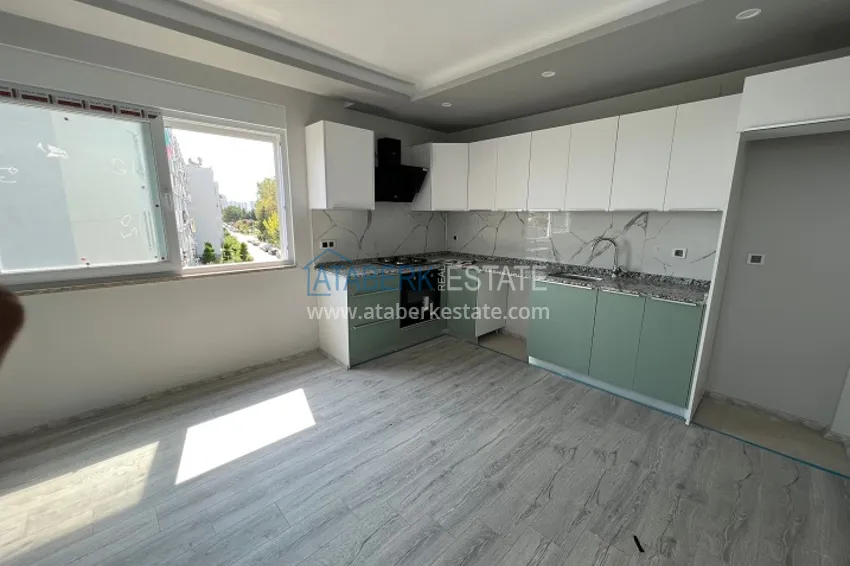 Приобрести Квартира 2+1 в 100 метрах от моря район Каргыпынары-Мерсин 1