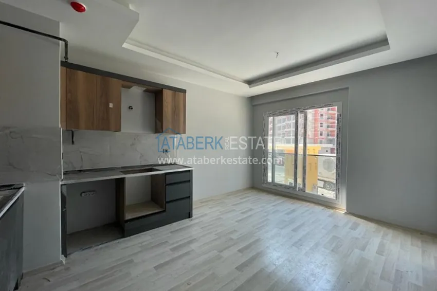 Квартира 1+1 с чистовой отделкой в районе Тедже-Мерсин 1