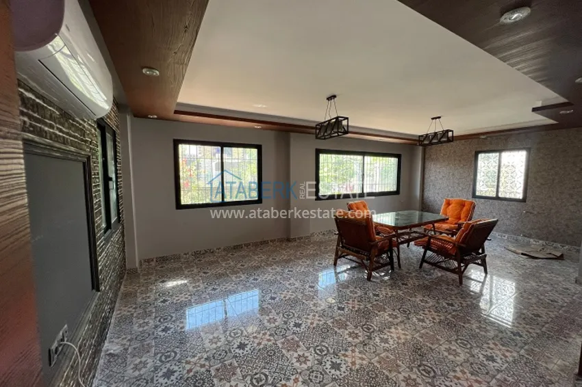 Приобрести Двухэтажная вилла с террасой и частной территорией в районе Чешмели-Мерсин 1 