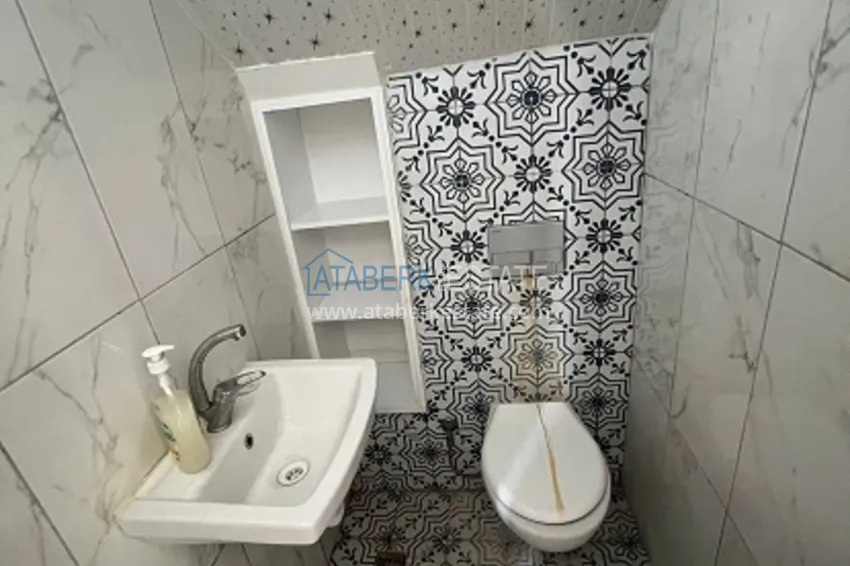 Приобрести Двухэтажная вилла с террасой и частной территорией в районе Чешмели-Мерсин 15 