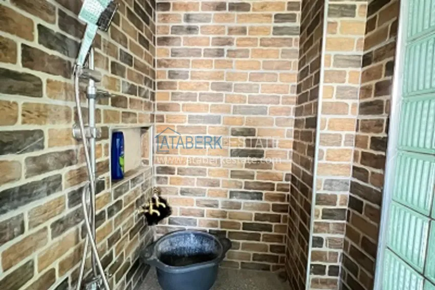 Приобрести Двухэтажная вилла с террасой и частной территорией в районе Чешмели-Мерсин 16 