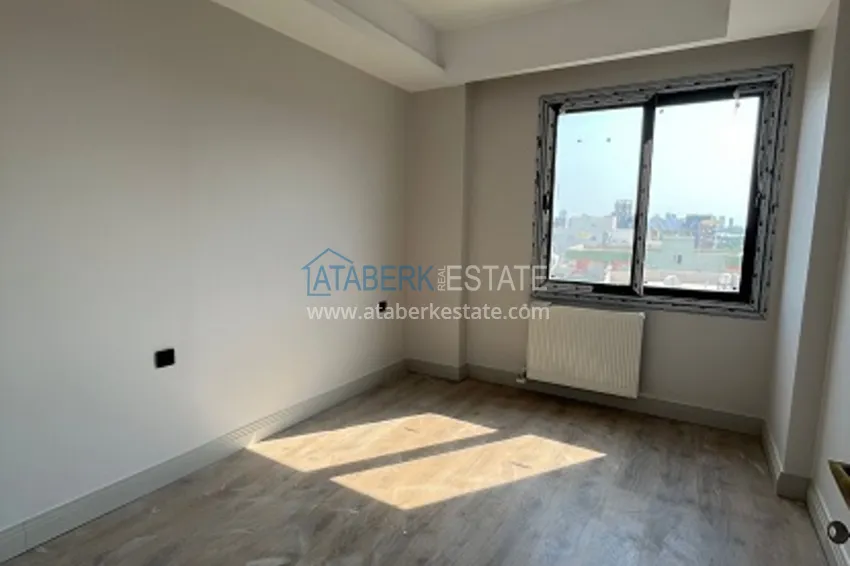 Приобрести Двухуровневый пентхаус 4+1 в современном жилом комплексе Мезитли-Мерсин 9 