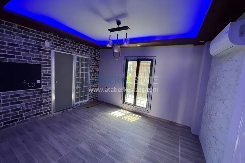 Приобрести Двухэтажная вилла с террасой и частной территорией в районе Чешмели-Мерсин 9 