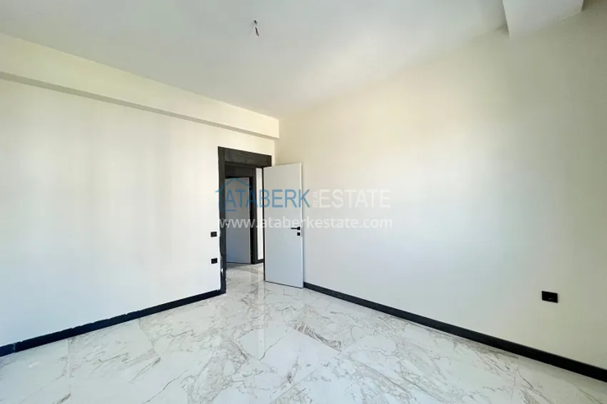 Приобрести Квартира 2+1 в комплексе с инфраструктурой комфорт-класса район Чифтликкей-Мерсин 14 