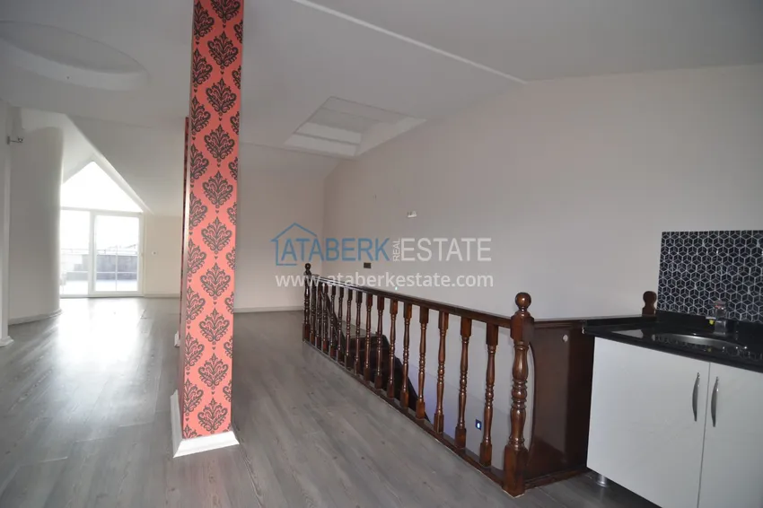 Приобрести Пентхаус-дуплекс 5+2 частично меблированный с видом на море и горы, подходит под гражданство – центр Алании 12