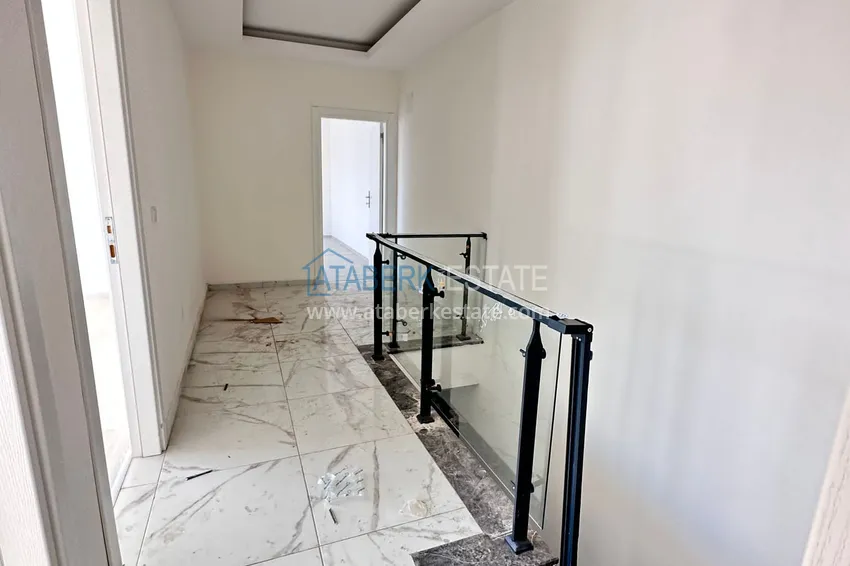 Приобрести Четырехкомнатный дуплекс с прекрасным видом на море в районе Паяллар, Алания 10