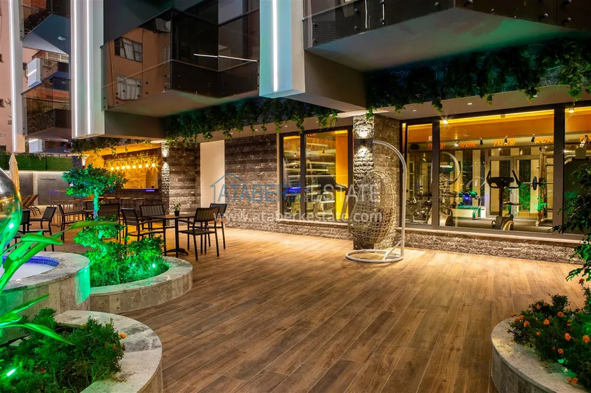 Меблированная квартира с рассрочкой в центре Алании в шикарном жилом комплексе  17 