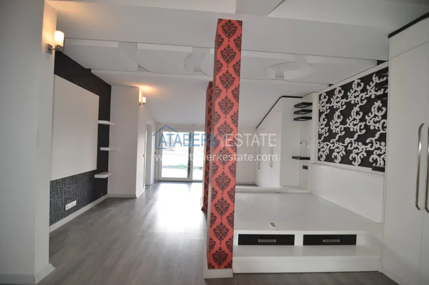 Приобрести Пентхаус-дуплекс 5+2 частично меблированный с видом на море и горы, подходит под гражданство – центр Алании 16