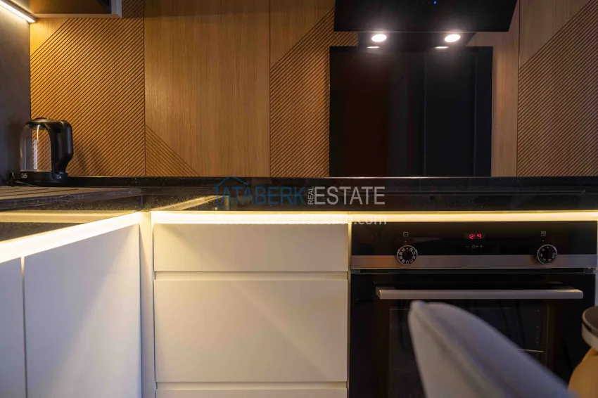 Приобрести Меблированная квартира с рассрочкой в центре Алании в шикарном жилом комплексе  17 