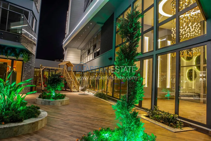 Меблированная квартира с рассрочкой в центре Алании в шикарном жилом комплексе  19 