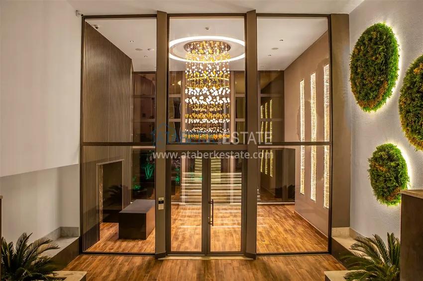 Меблированная квартира с рассрочкой в центре Алании в шикарном жилом комплексе  21 