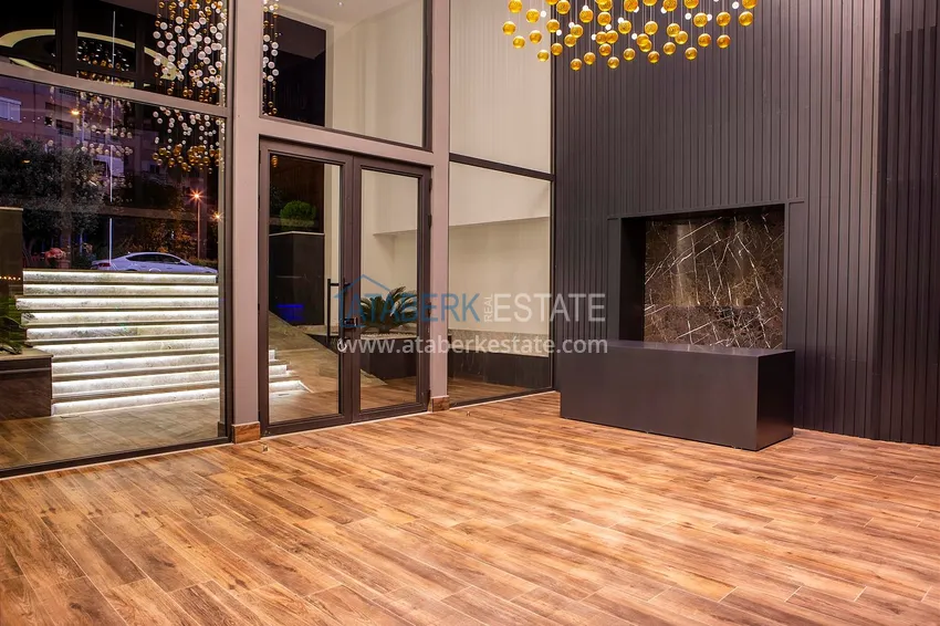 Меблированная квартира с рассрочкой в центре Алании в шикарном жилом комплексе  22 